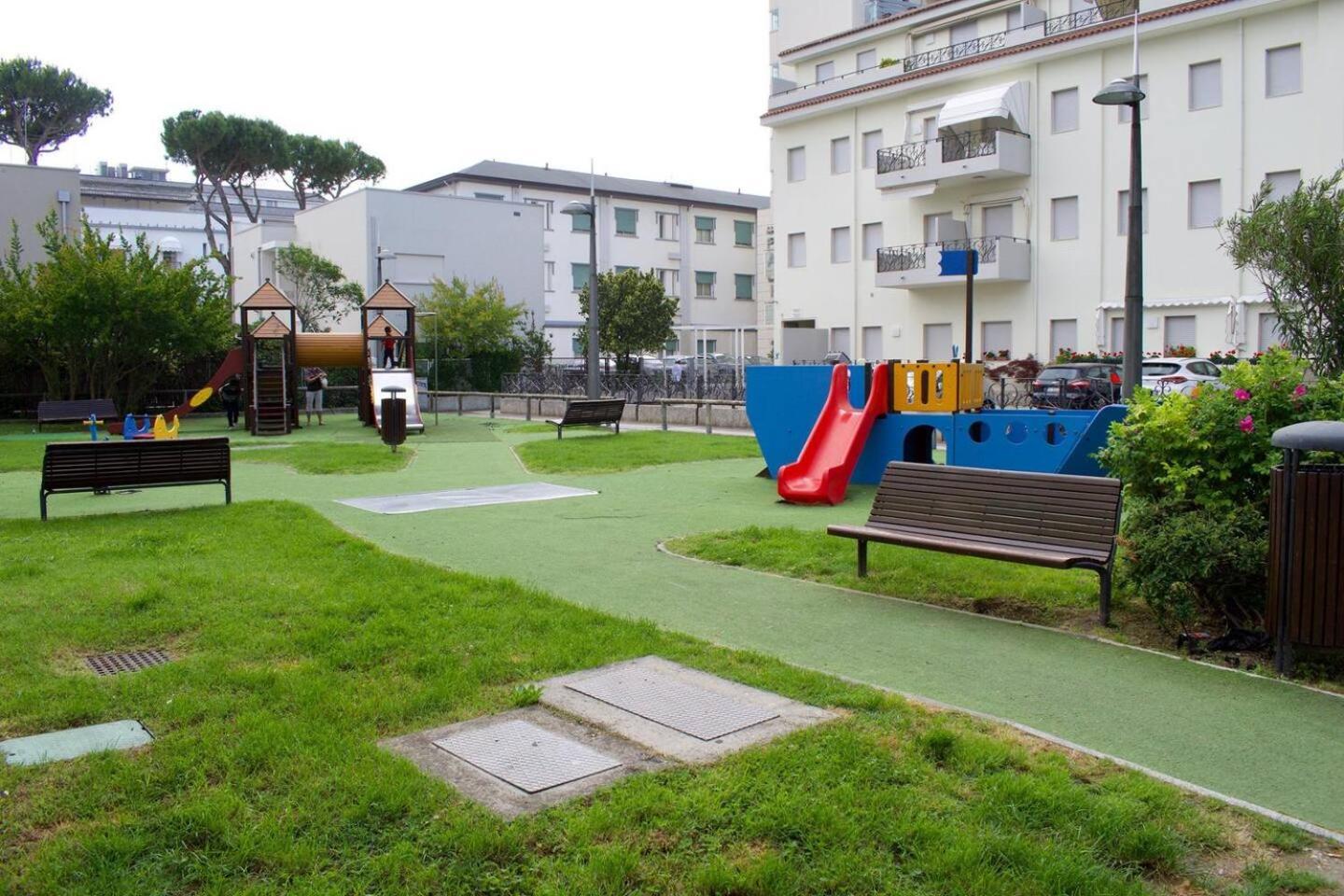 Marconi Deluxe Apartment Lido di Jesolo Exterior photo